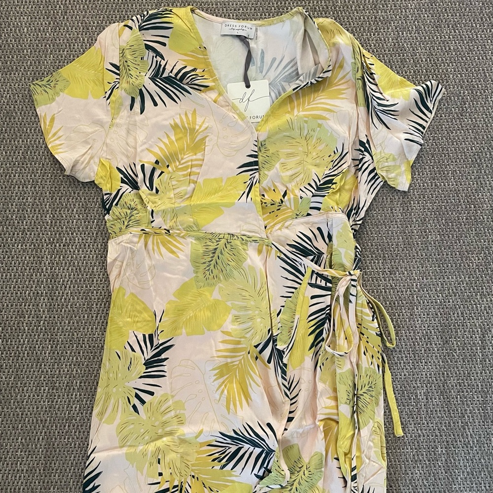 Dress Forum - Tropical Daze Wrap Mini Dress *BRAND NEW*